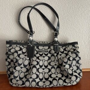 Coach F15146 Black and Gray Gallery East West Signature Tote Bag